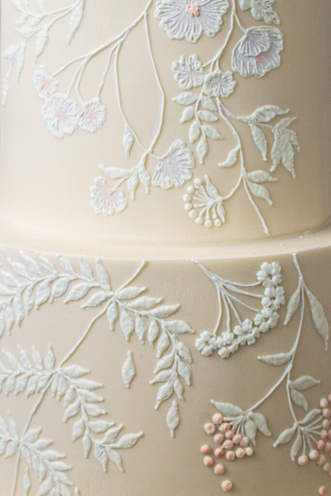 2.14.23- Lace Piped Display Cake (Dress Reference_ Hermione de Paula)-5