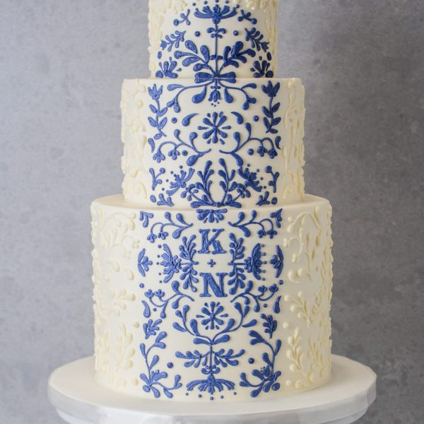 9.22.24- Blue and White Piped Cake-09-2